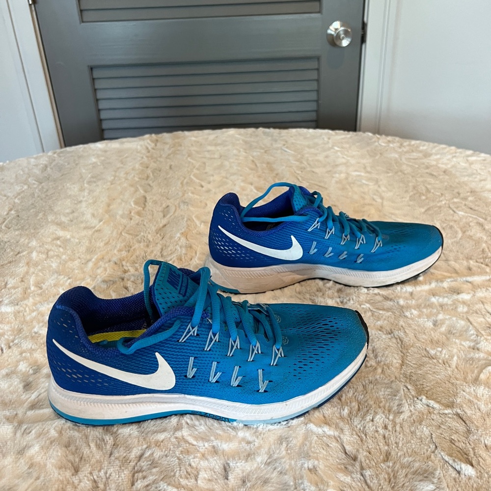 Nike Vibrant Blue Athletic Sneakers